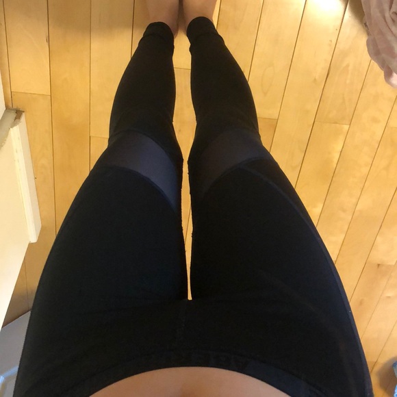 Abercrombie & Fitch Pants - Leggings with mesh panels